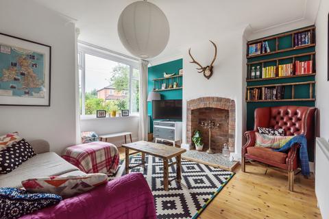 62 Newport View, Leeds, LS6 3BX