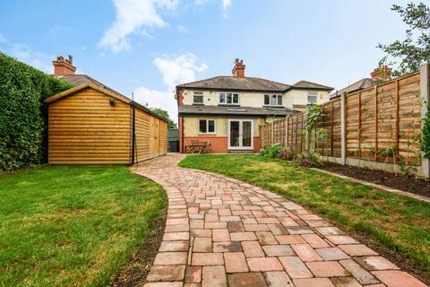 62 Newport View, Leeds, LS6 3BX