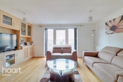 36 Varcoe Gardens, Hayes, UB3 2FF