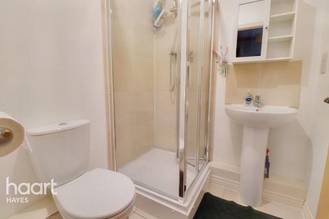 36 Varcoe Gardens, Hayes, UB3 2FF