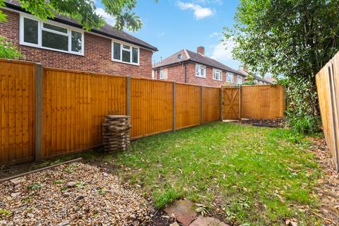 24 Welbeck Close, Epsom, KT17 2BJ