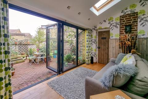 Unity Cottage Back Unity Grove, Harrogate, HG1 2AL