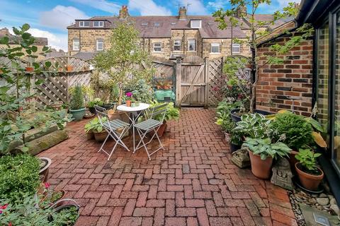 Unity Cottage Back Unity Grove, Harrogate, HG1 2AL