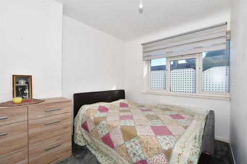 9 Tavistock Walk, Carshalton, SM5 1QN