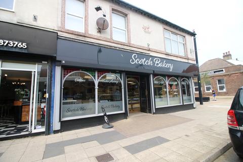 Cafe to rent - 182-184 Lord Street, Fleetwood, Lancashire, FY7