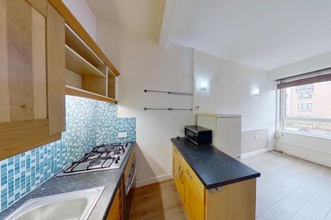 1 bedroom terraced house to rent, Roseburn Street, Edinburgh, EH12