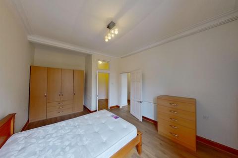 1 bedroom terraced house to rent, Roseburn Street, Edinburgh, EH12