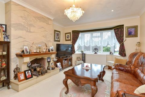 4 bedroom chalet for sale, Falmer Gardens, Woodingdean, Brighton, East Sussex