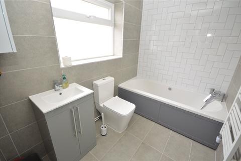 3 bedroom end of terrace house for sale, Cemetery Road, Houghton Regis, Bedfordshire, LU5