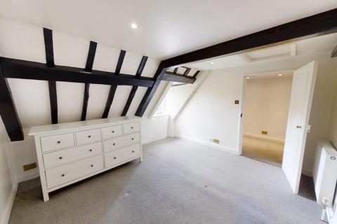 2 bedroom maisonette to rent, High Street, Lindfield, RH16
