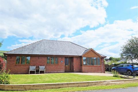2 Curlews Meadow, St Harmon, Rhayader, LD6 5LQ