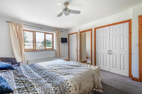 2 Curlews Meadow, St Harmon, Rhayader, LD6 5LQ