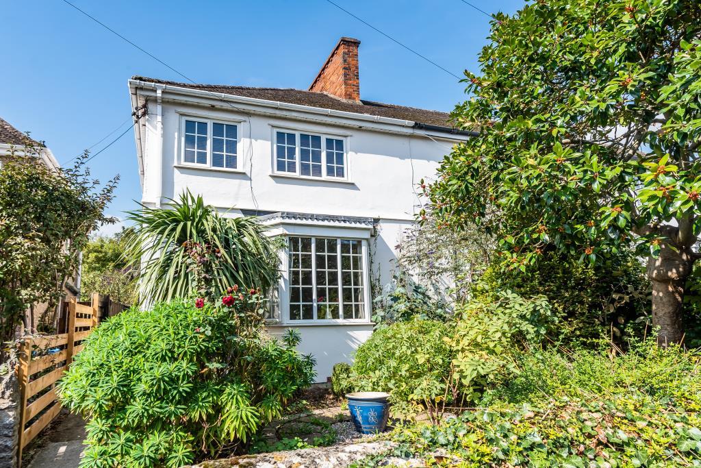 Queen Street, Eynsham, OX29 2 bed cottage £1,600 pcm (£369 pw)