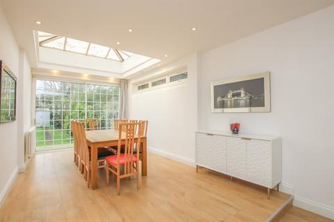 5 bedroom house for sale, Meadow Drive, Hendon, London NW4