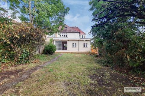 5 bedroom house for sale, Meadow Drive, Hendon, London NW4