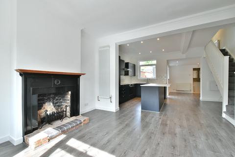 2 Albert Road North, Reigate, RH2 9EG