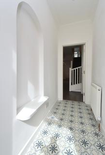 2 Albert Road North, Reigate, RH2 9EG