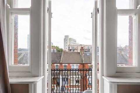 2 bedroom flat to rent, Albert Palace Mansions, SW11 4DQ