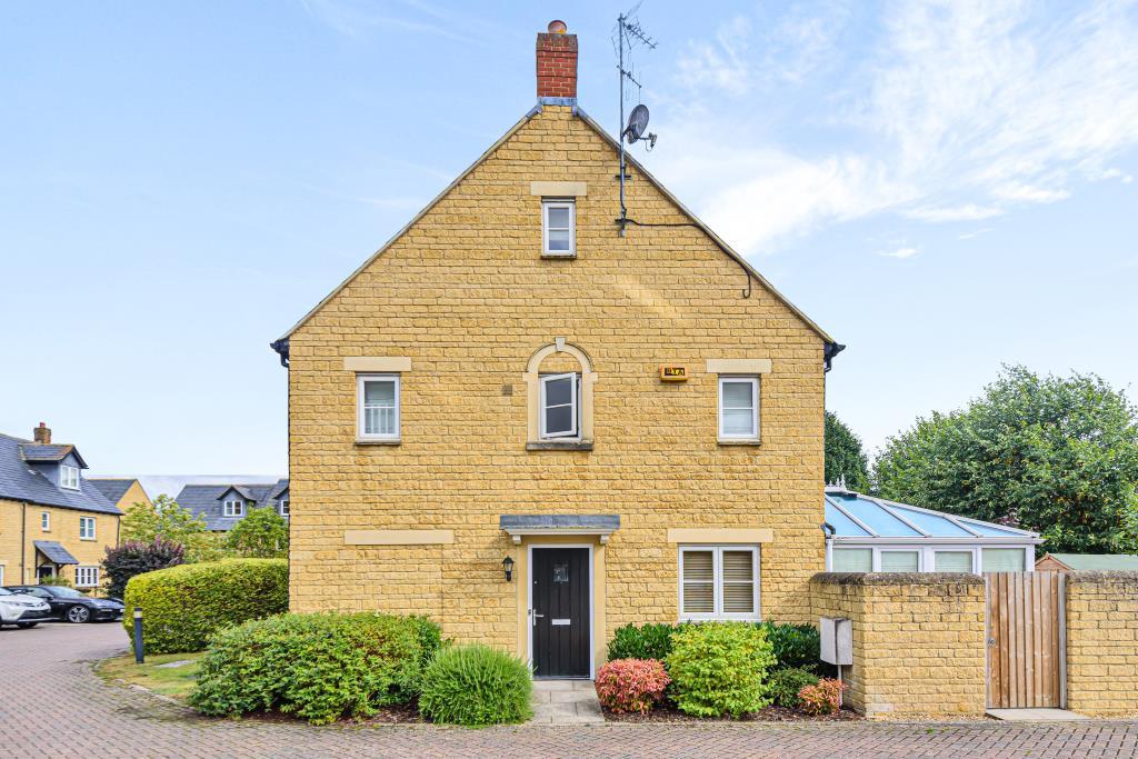 Middle Barton, Chipping Norton, 4 bed end of terrace house £375,000