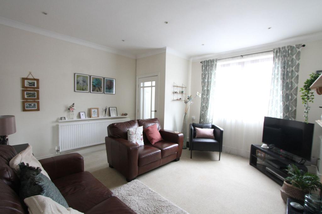 Lily Lane, Bamfurlong, Wigan, WN2 9JS 2 bed terraced house £118,000