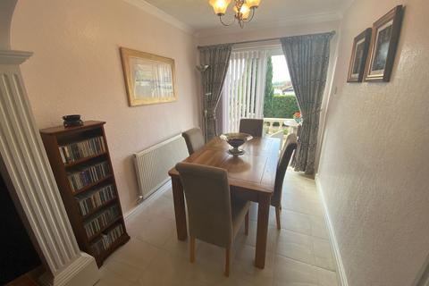 3 bedroom detached house for sale - Stonesdale Close, Royton, Oldham