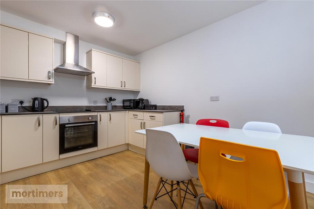 Kitchen 4a