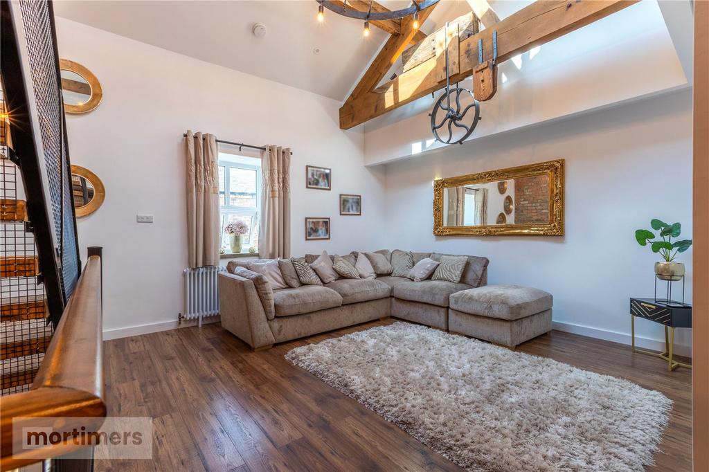 Living Room 4b