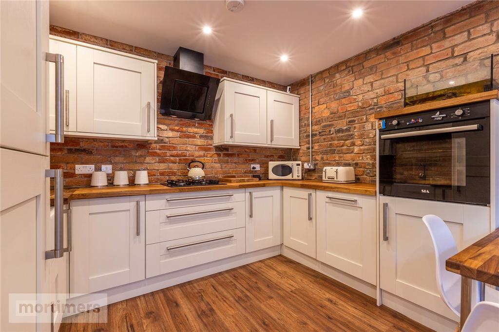 Kitchen 4b