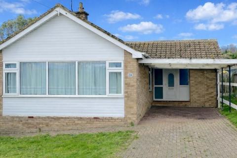 3 bedroom detached bungalow to rent, Woodrow Chase, Herne Bay, CT6 7JW