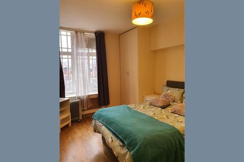 2 bedroom apartment for sale - Arthur Court, Queensway, London