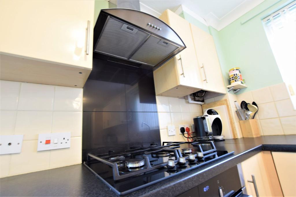 Kitchen breakfast room