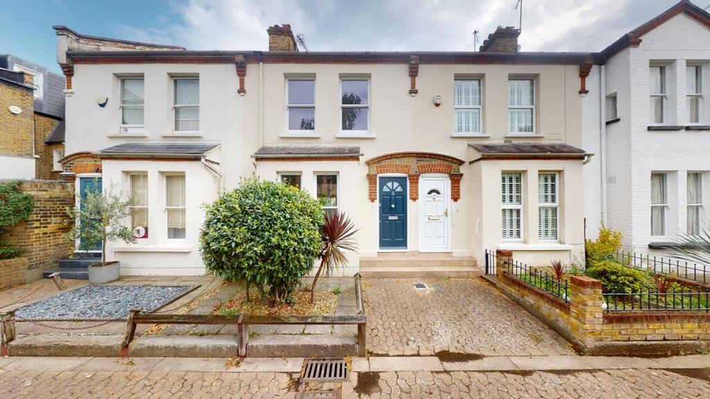 Olivette Street, West Putney 2 bed terraced house - £2,750 pcm (£635 pw)