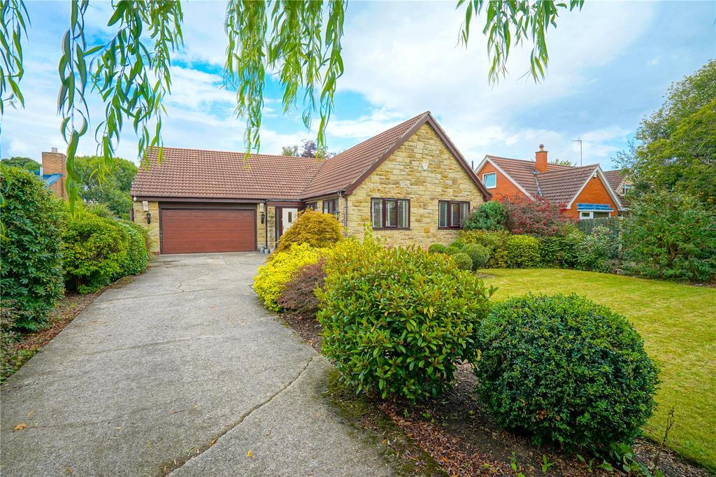Poplar Glade, Wickersley, Rotherham, South Yorkshire, S66 4 bed