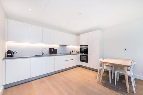 1 bedroom apartment for sale, Sophora House, Vista Chelsea Bridge, London, SW11