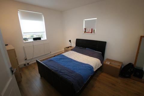 1 bedroom apartment to rent - Baker Street, CM2