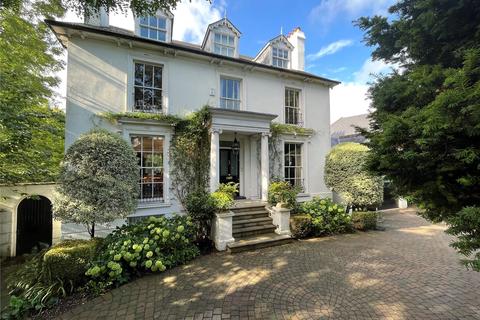 84 Somerset Road, London, SW19 5JX
