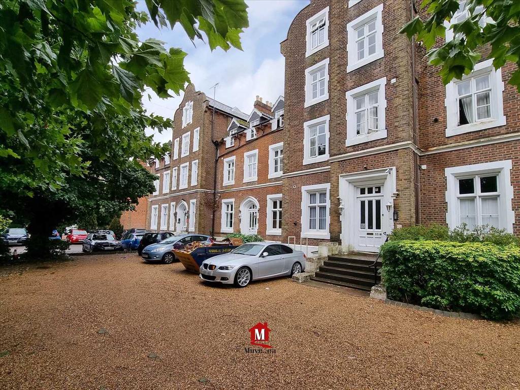 Upton Park, Slough 1 bed apartment £210,000