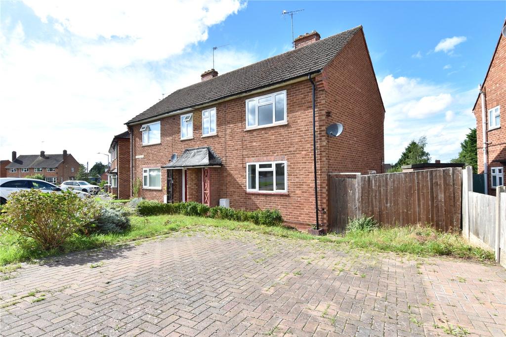 Nunnery Avenue, Droitwich, Worcestershire, WR9 3 bed semidetached