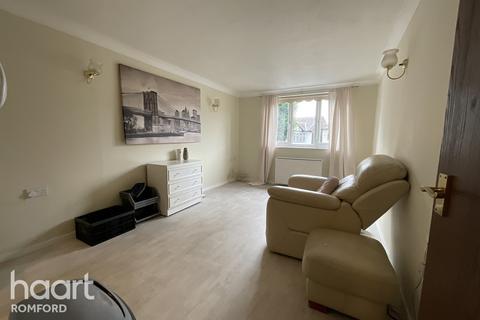 1 bedroom apartment for sale - 95 Mawney Road, Romford