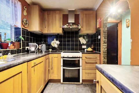 11 Spring Terrace, Reading, RG2 0BD