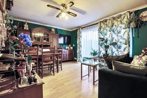 11 Spring Terrace, Reading, RG2 0BD