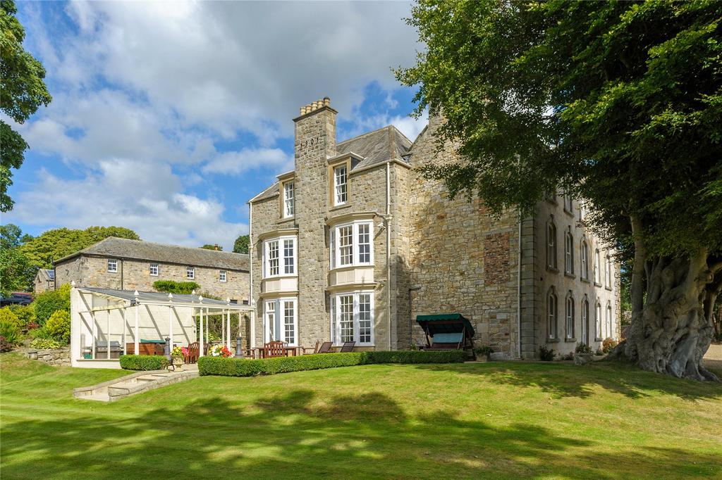 House, The Green, Hexham, NE46 9 bed detached house for sale £