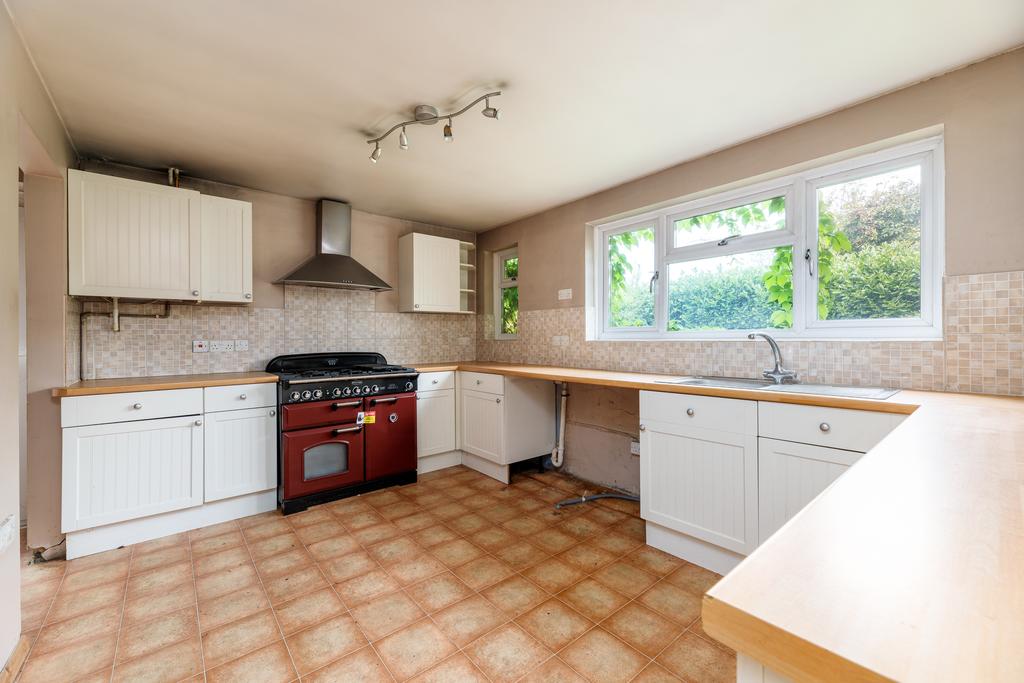 Longford Close 53 (7 Of 11) T202209150837.jpg