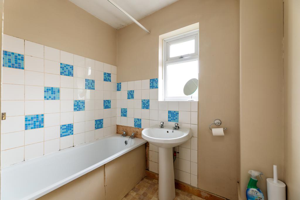Longford Close 53 (2 Of 11) T202209150837.jpg