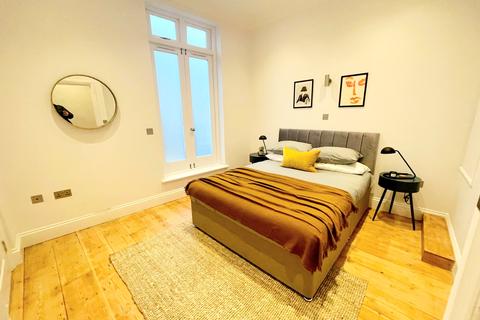 2 bedroom flat for sale - Balls Pond Road, Islington, N1