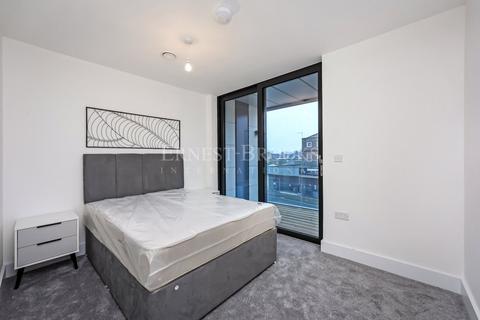 2 bedroom apartment for sale, Kempton House, 122 High Street, Staines-Upon-Thames, TW18