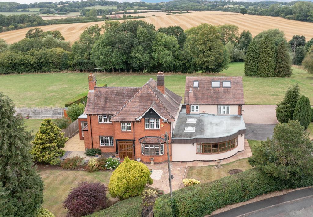 Redditch Road, Alvechurch, B48 7RY 6 bed detached house for sale £