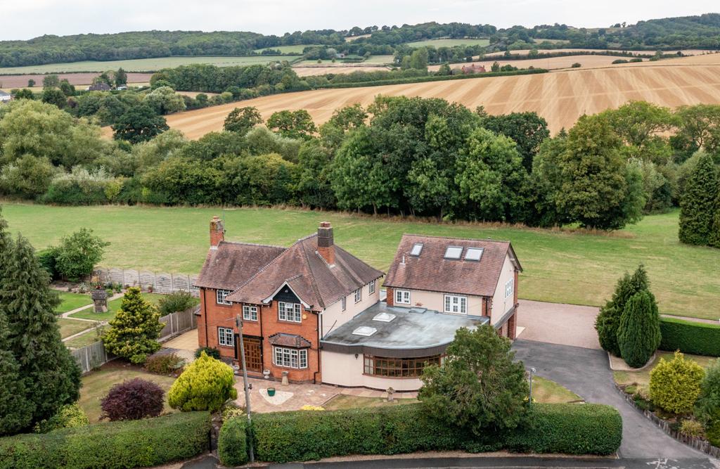 Redditch Road, Alvechurch, B48 7RY 6 bed detached house for sale £