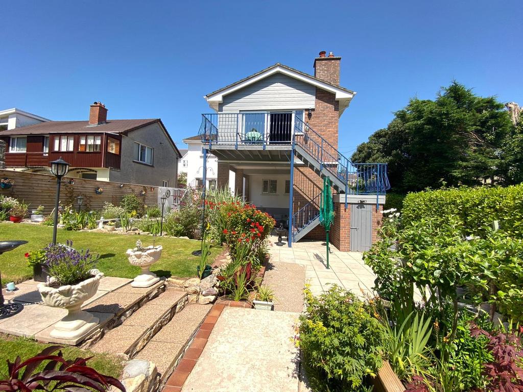 Picton Road, Hakin, Milford Haven, Pembrokeshire, SA73 4 bed detached