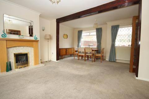 4 bedroom semi-detached house for sale - Horsley Avenue, Shiremoor, Newcastle Upon Tyne, NE27 0UG